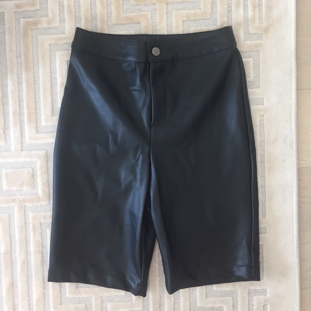 NWT High Wasted Vegan Leather Bermuda Shorts